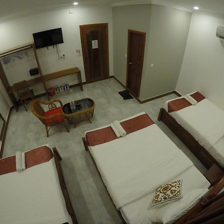 幸福家庭旅馆 贡布 外观 照片