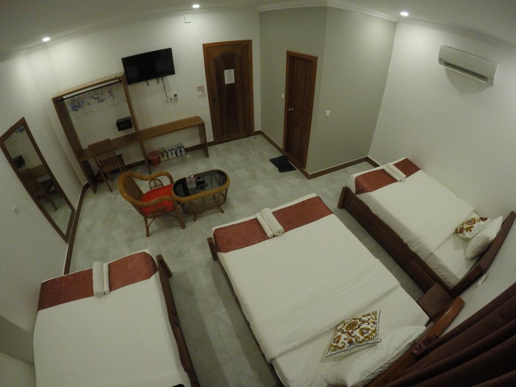 幸福家庭旅馆 贡布 外观 照片